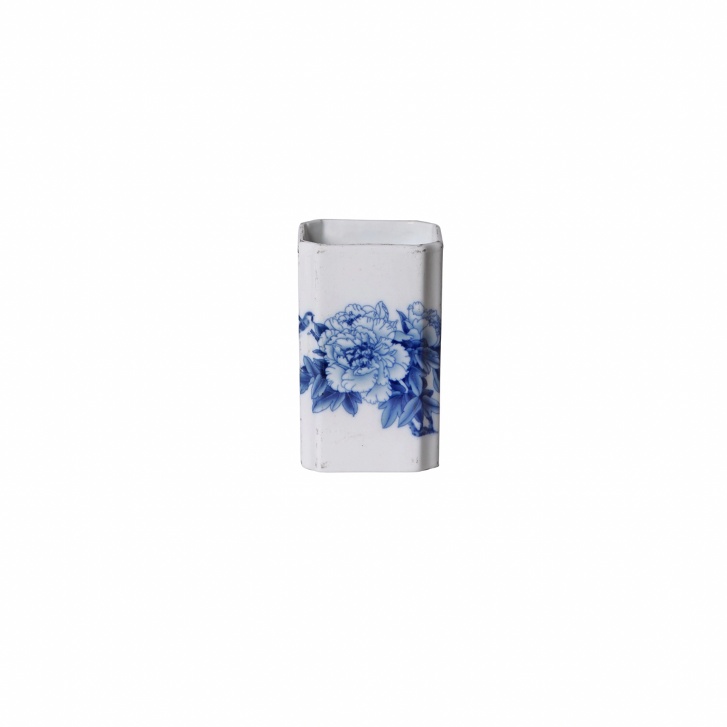 1920s Blue and White Porcelain Peony Square Vase